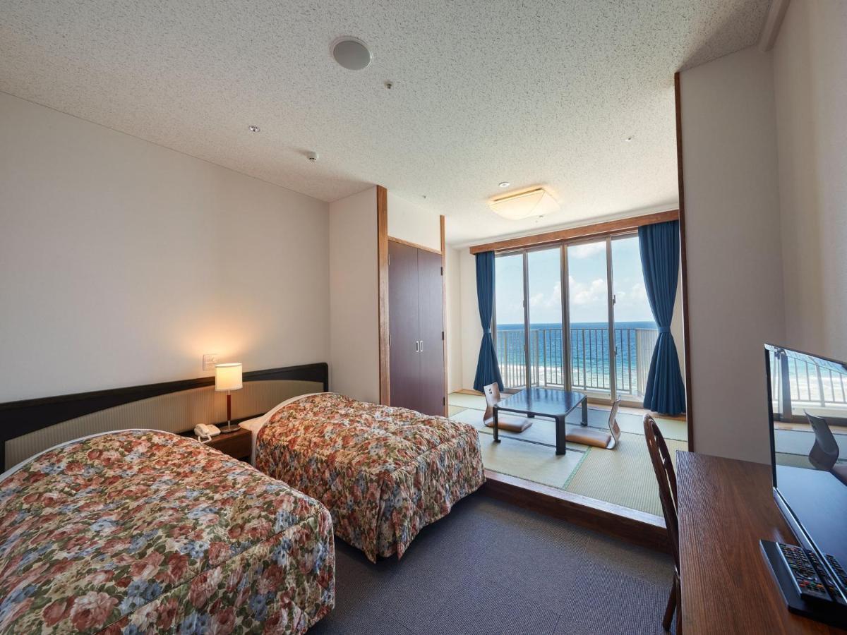 Hotel Miyuki Beach Onna Ngoại thất bức ảnh