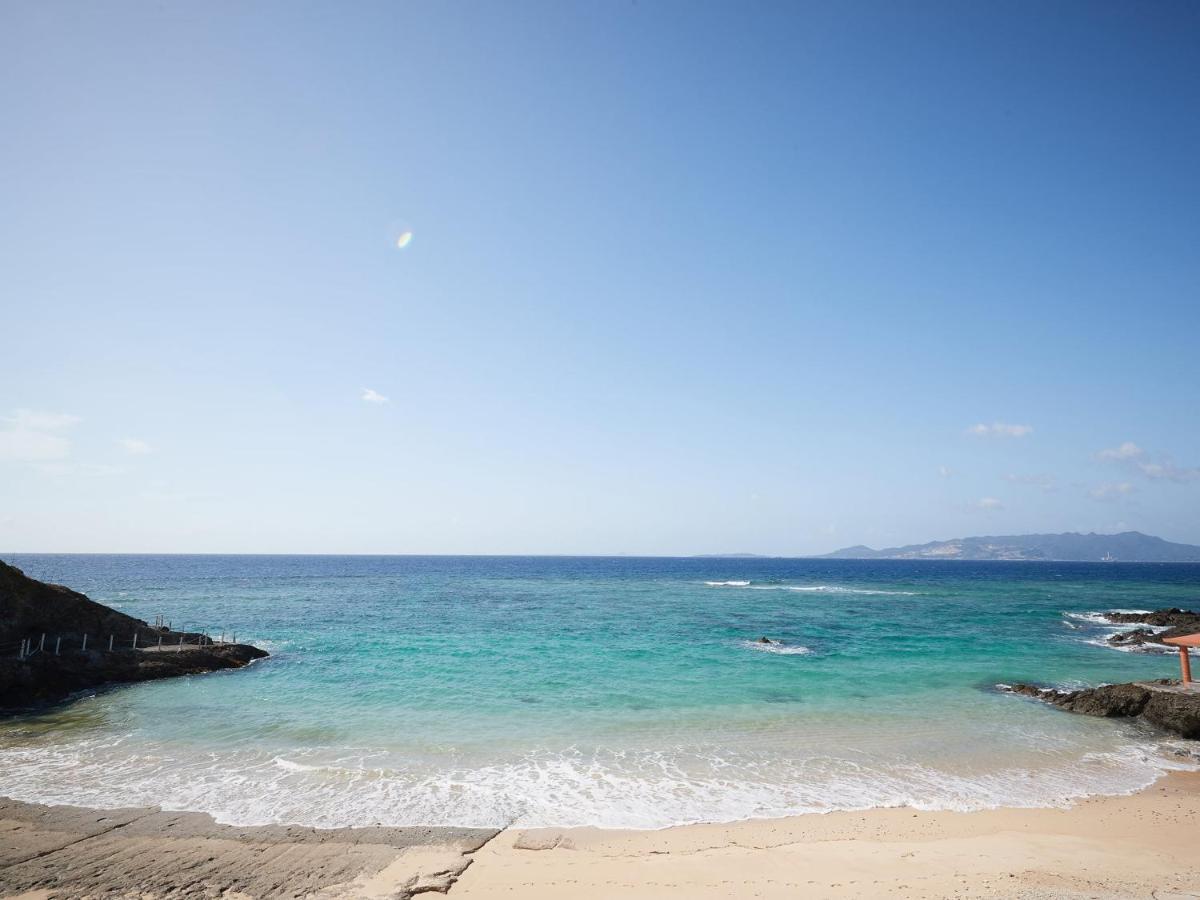 Hotel Miyuki Beach Onna Ngoại thất bức ảnh