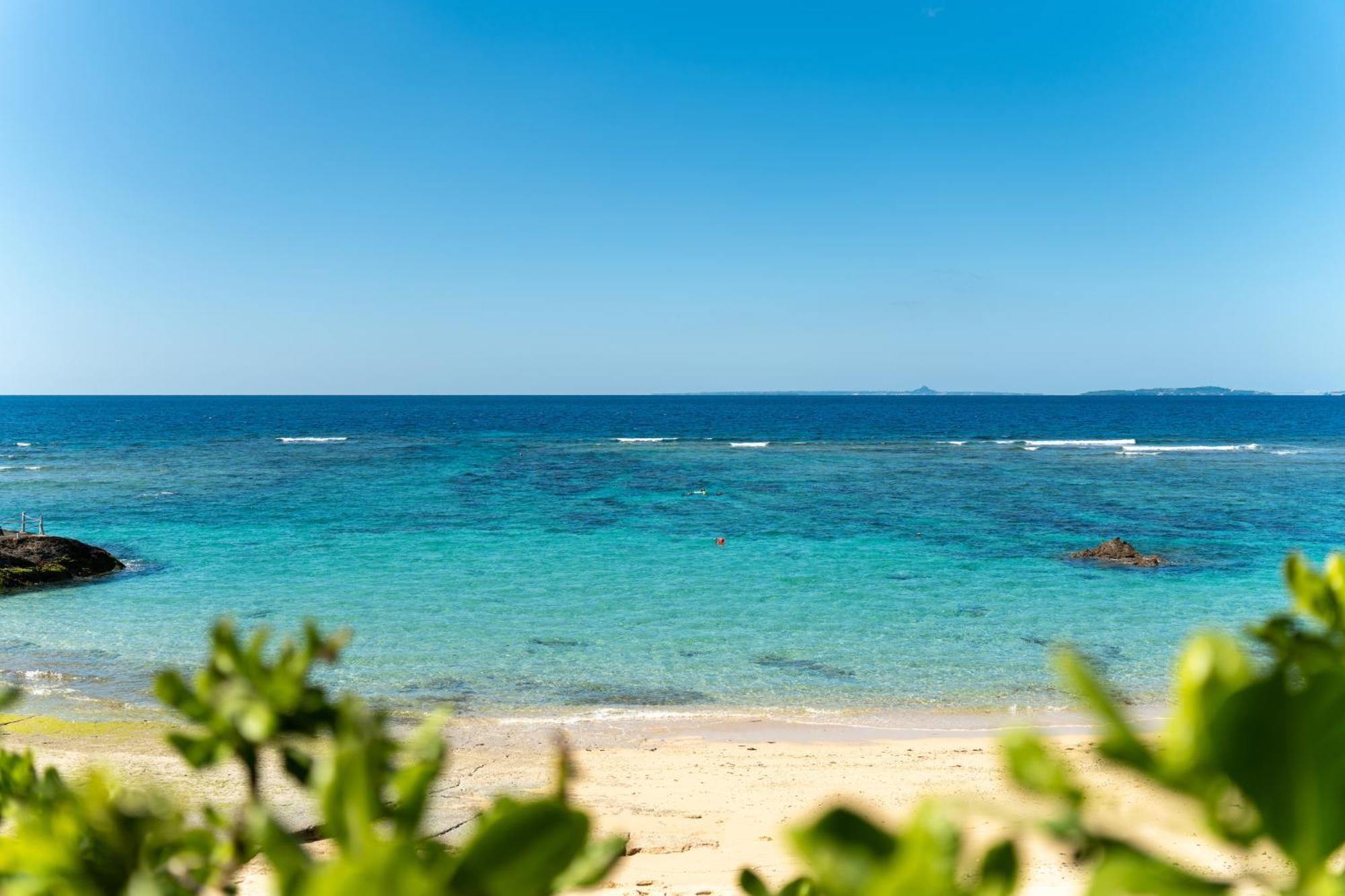 Hotel Miyuki Beach Onna Ngoại thất bức ảnh