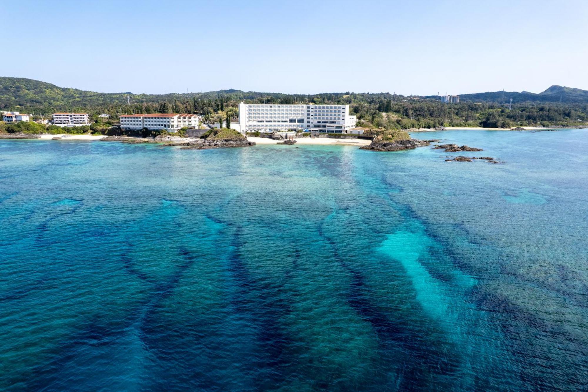 Hotel Miyuki Beach Onna Ngoại thất bức ảnh